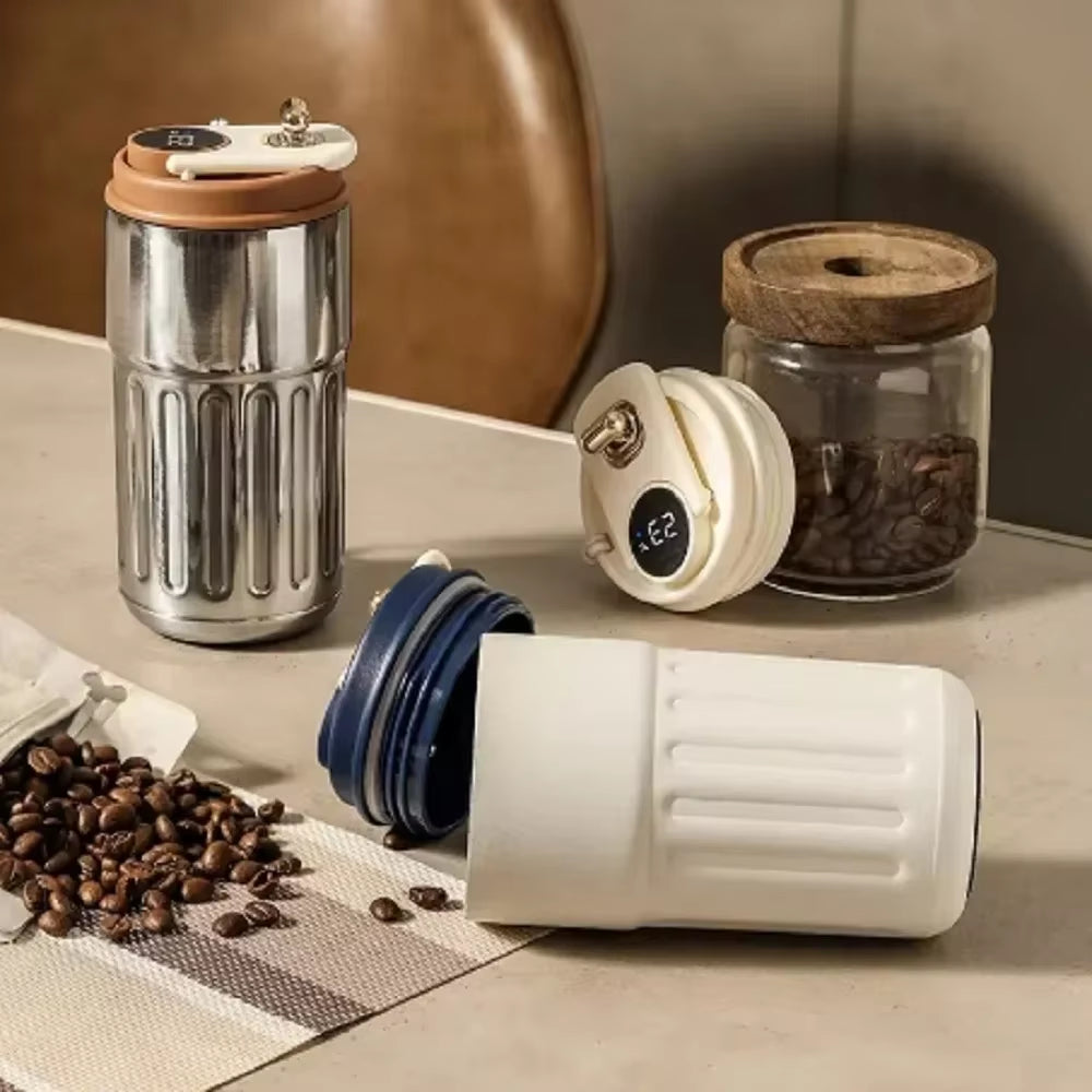 ThermoSense™ — Botella Inteligente con Pantalla de Temperatura LED