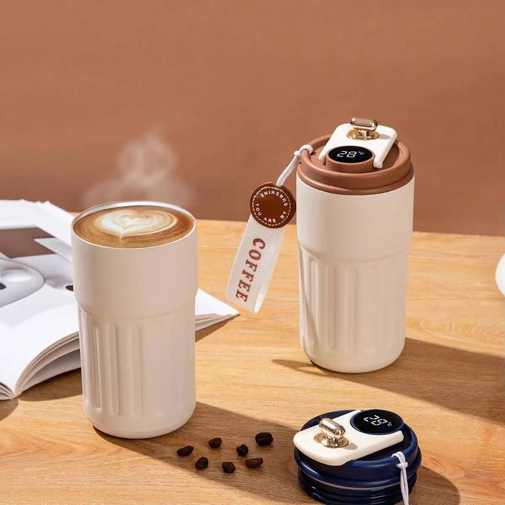ThermoSense™ — Botella Inteligente con Pantalla de Temperatura LED